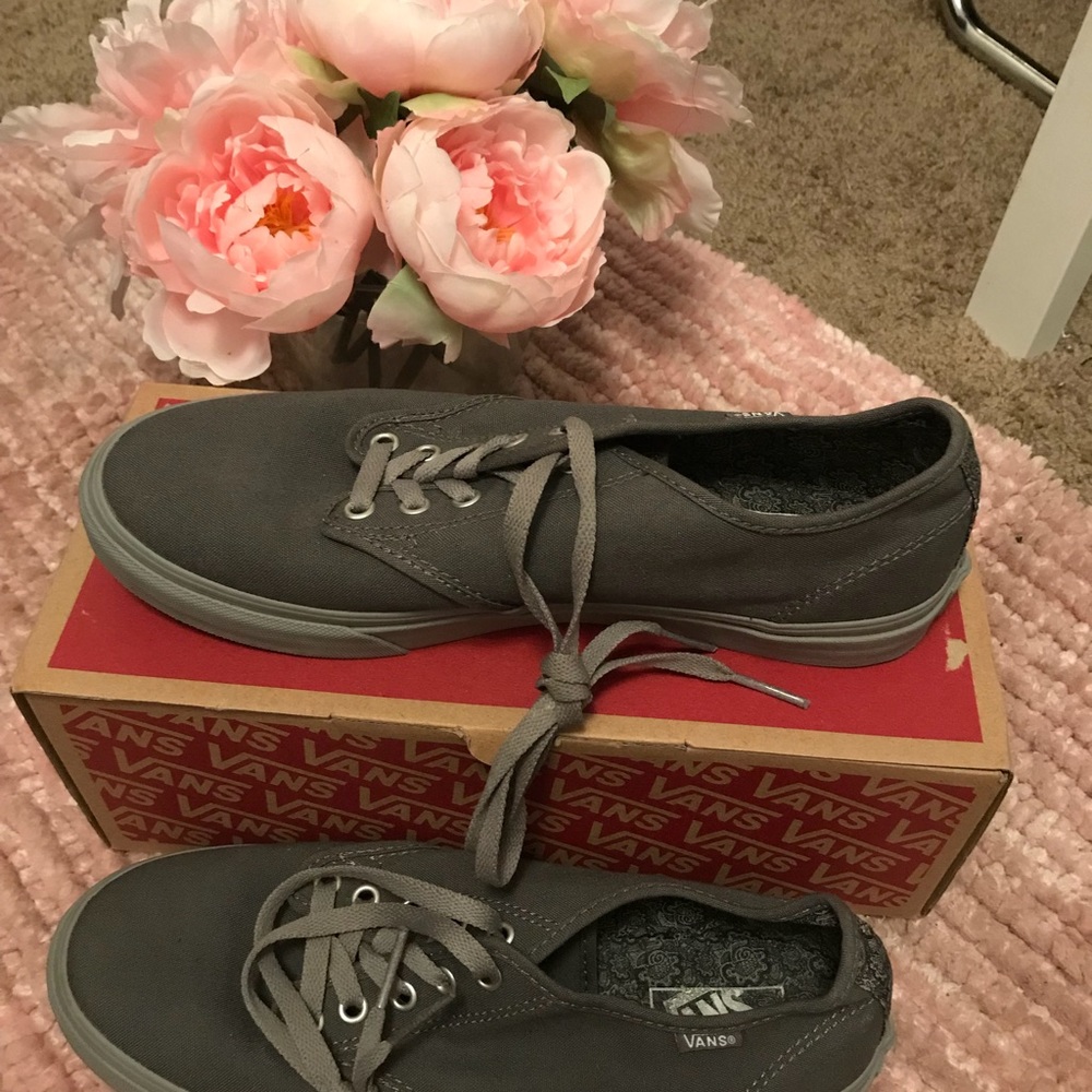 Women’s Vans